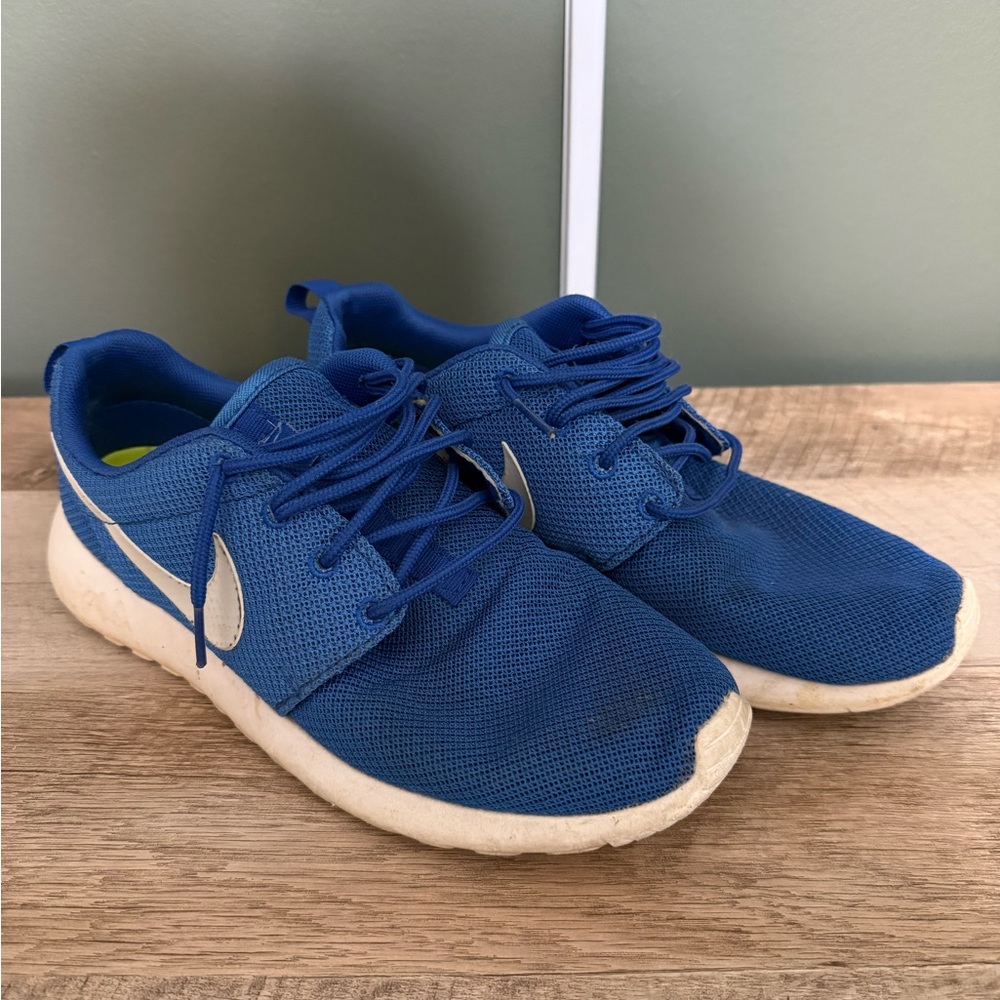 Nike Blue and White Athletic Shoes- men’s size 7